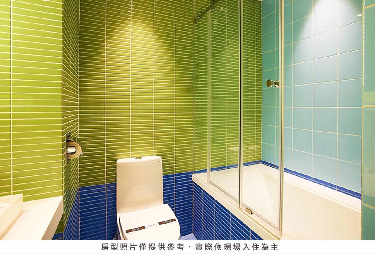 Royal Group Hotel Bo Ai Branch Kaohsiung Bagian luar foto