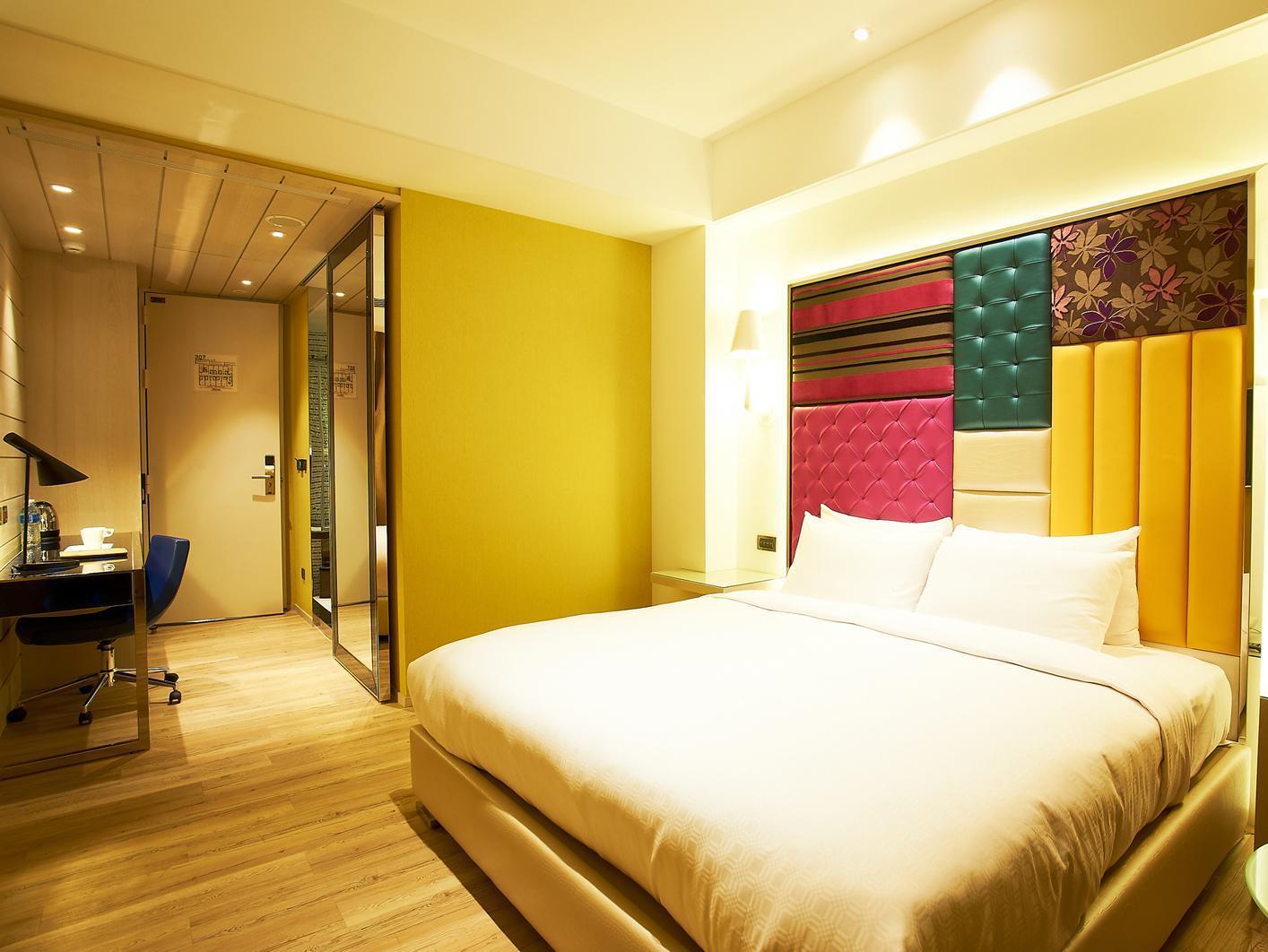 Royal Group Hotel Bo Ai Branch Kaohsiung Bagian luar foto